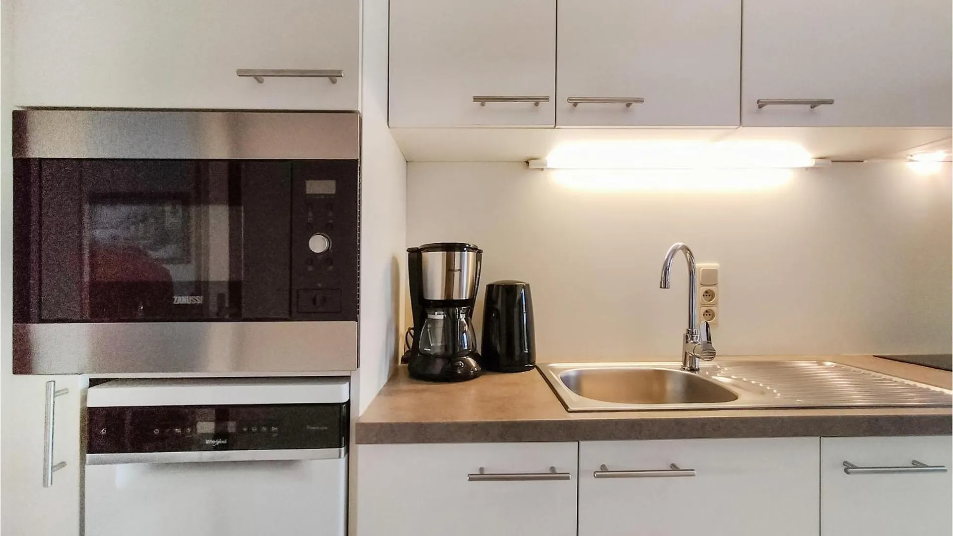 Gorgeous Apartment In Bredene With Kitchen Belgium