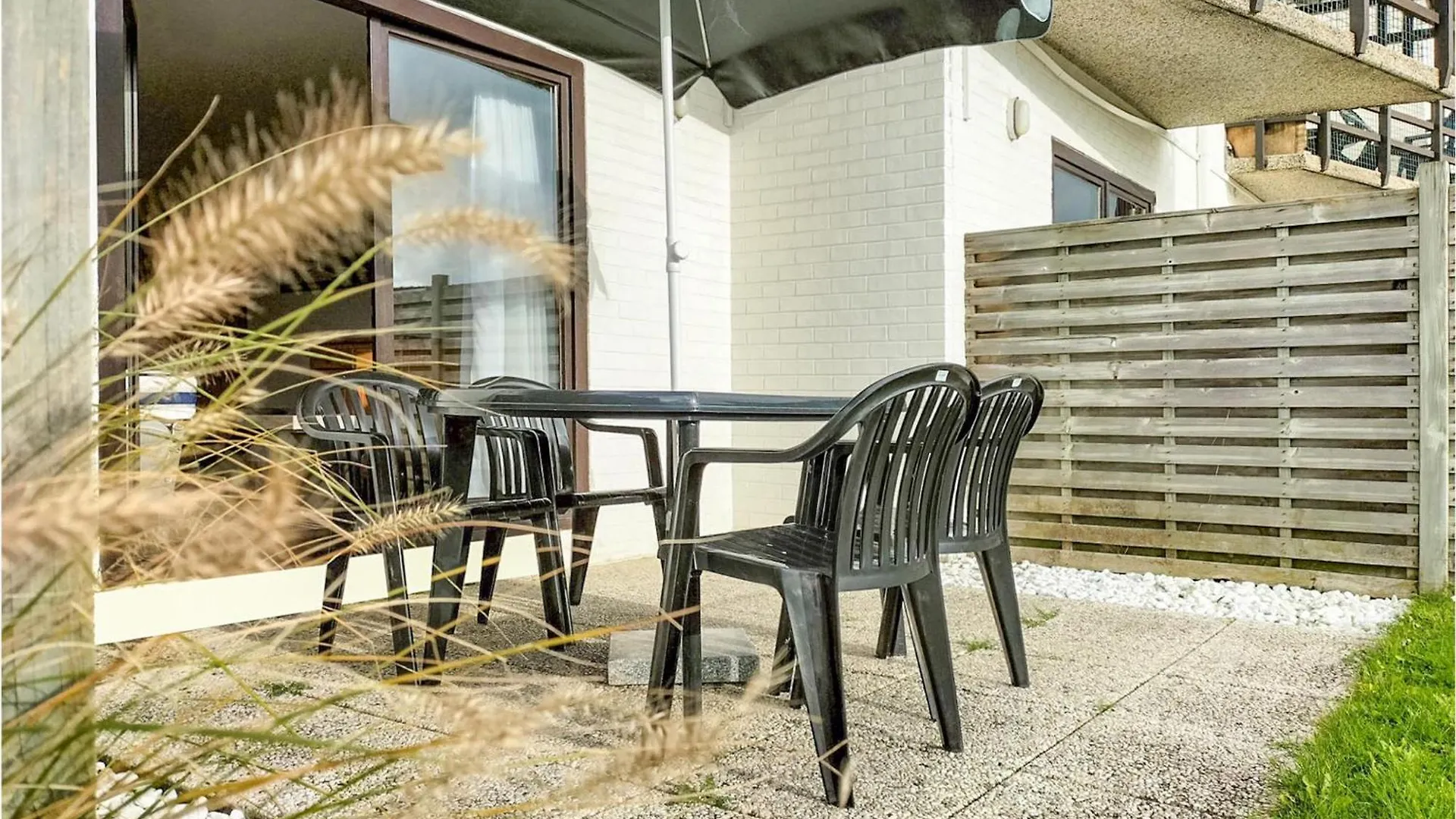 Gorgeous Apartment In Bredene With Kitchen