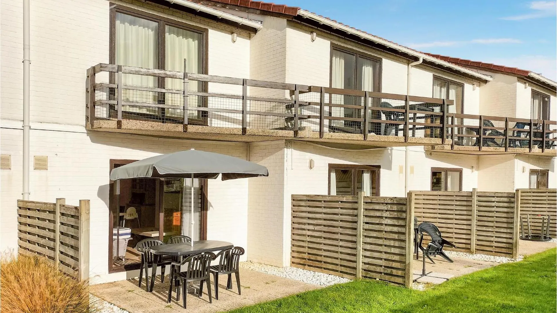 Gorgeous Apartment In Bredene With Kitchen